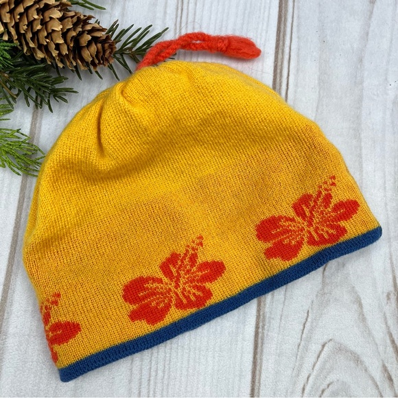 JYTTE Youth Wool Tassel Beanie Hat - Picture 3 of 8